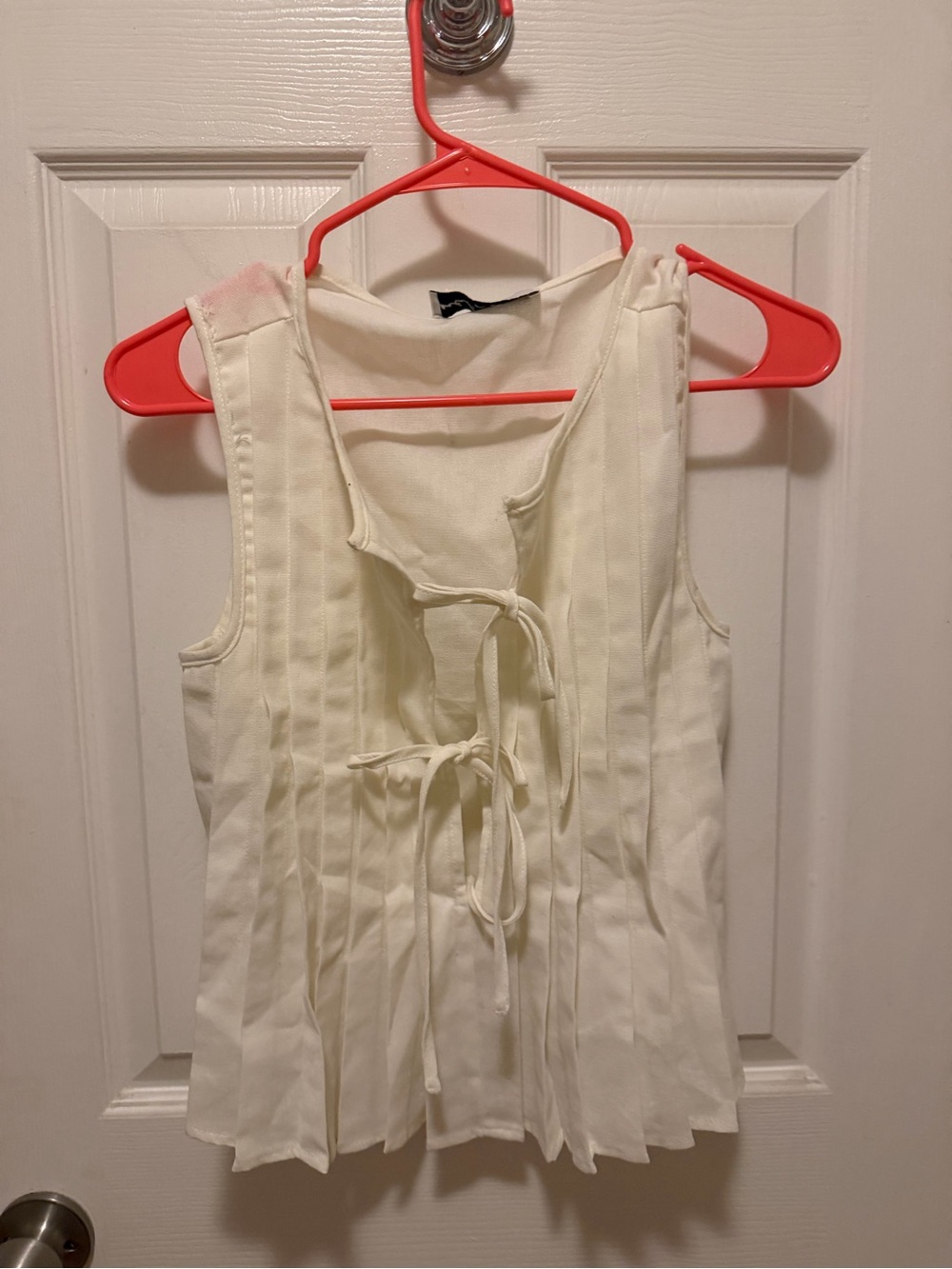 Petal & Pup Cream Tie-Front Pleated Tank
